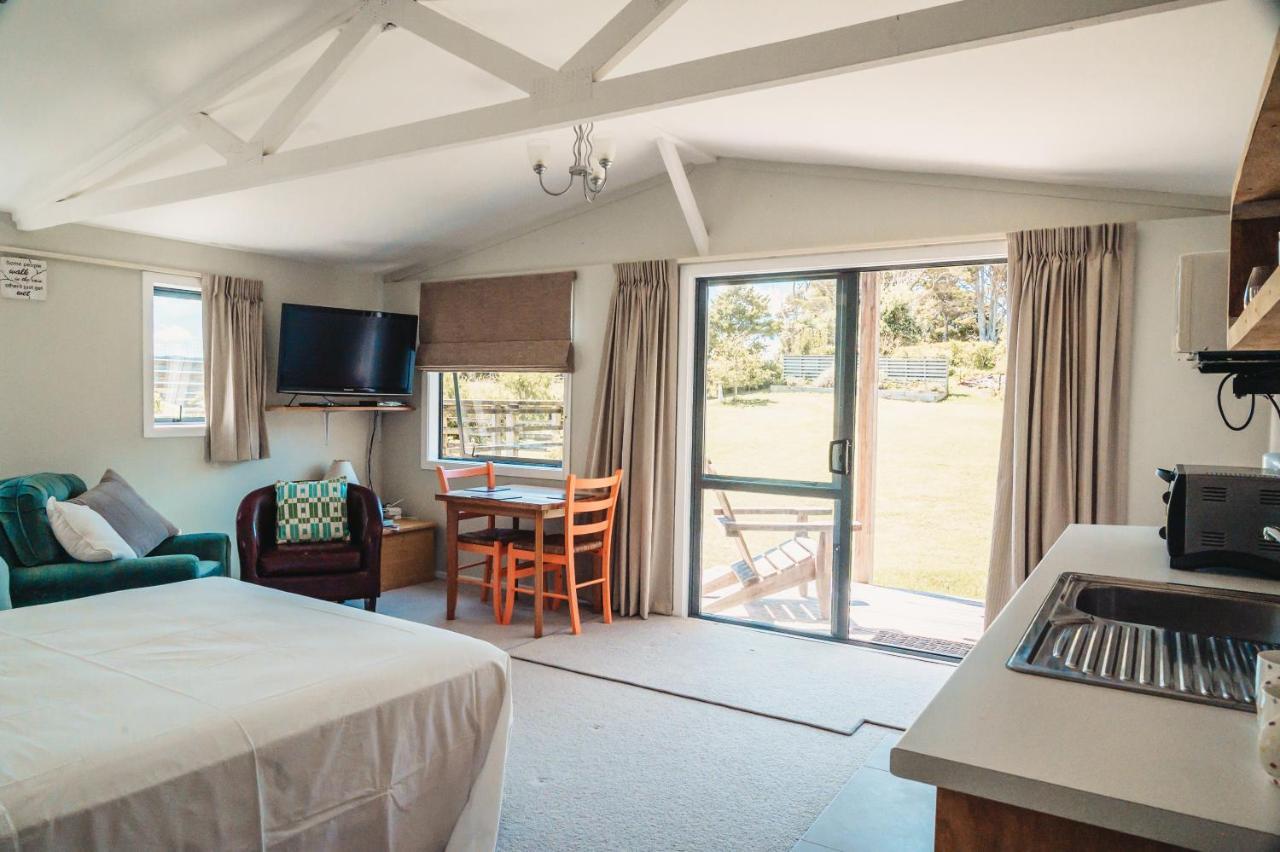 The Hen House Villa Kaipara Flats Eksteriør billede